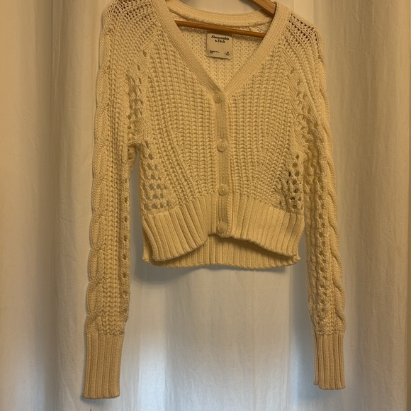 Women's white Knit Cardigan Sweater - Picture 5 of 9